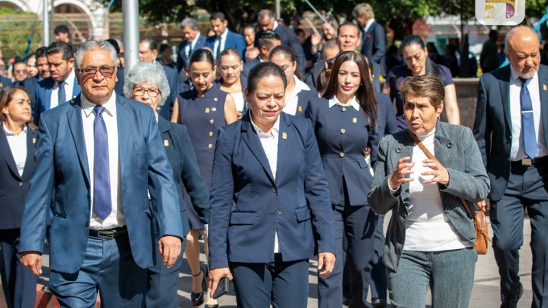 Jeovana Alcántar, encabezó el acto conmemorativo del CCIV Aniversario de la consumación de la Independencia de México