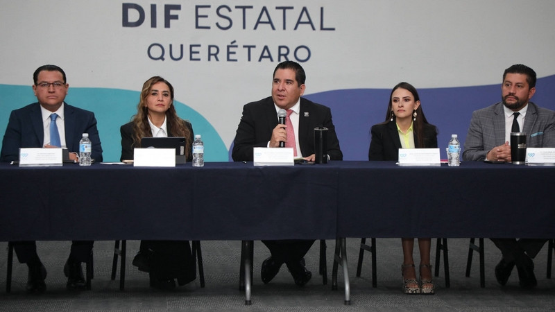 El SEDIF encabeza junta con el Sistema Penitenciario a favor de la protección efectiva de la niñez en Querétaro