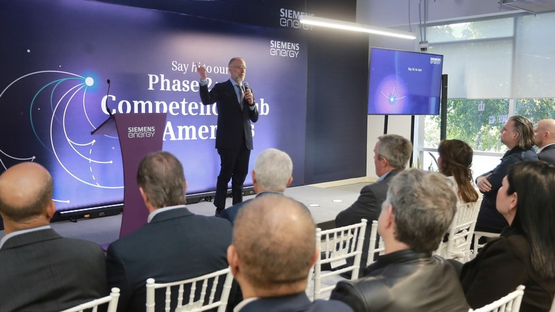 Inaugura Marco Del Prete segunda fase del Centro de Competencias de Siemens Energy en Querétaro