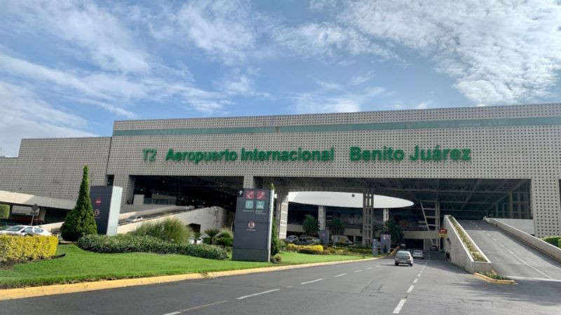 Acusan abuso de autoridad en el aeropuerto capitalino por restricciones a transporte por aplicación