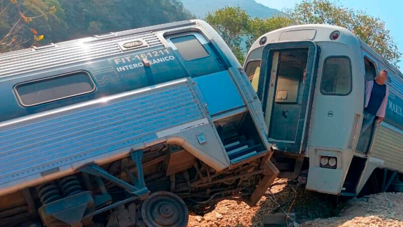 Quedan en libertad trabajadores del Tren Interoceánico, tras acuerdo reparatorio por descarrilamiento en Oaxaca