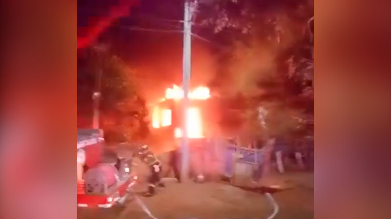 Se incendia humilde vivienda en Pátzcuaro, Michoacán