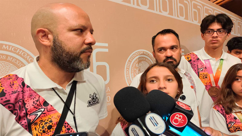 Entre el olvido: Medallistas de bádminton en Michoacán denuncian falta de apoyos