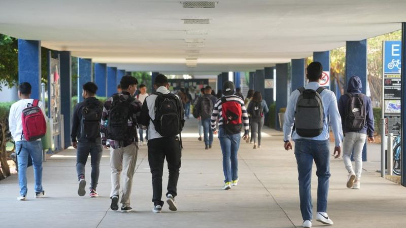 UMSNH mantendrá clases virtuales hasta nuevo aviso por orden judicial, anuncia secretario académico