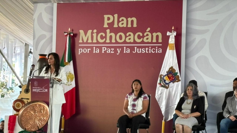 Michoacán tiene proyecto educativo, se recuperó la confianza del magisterio: Gaby Molina